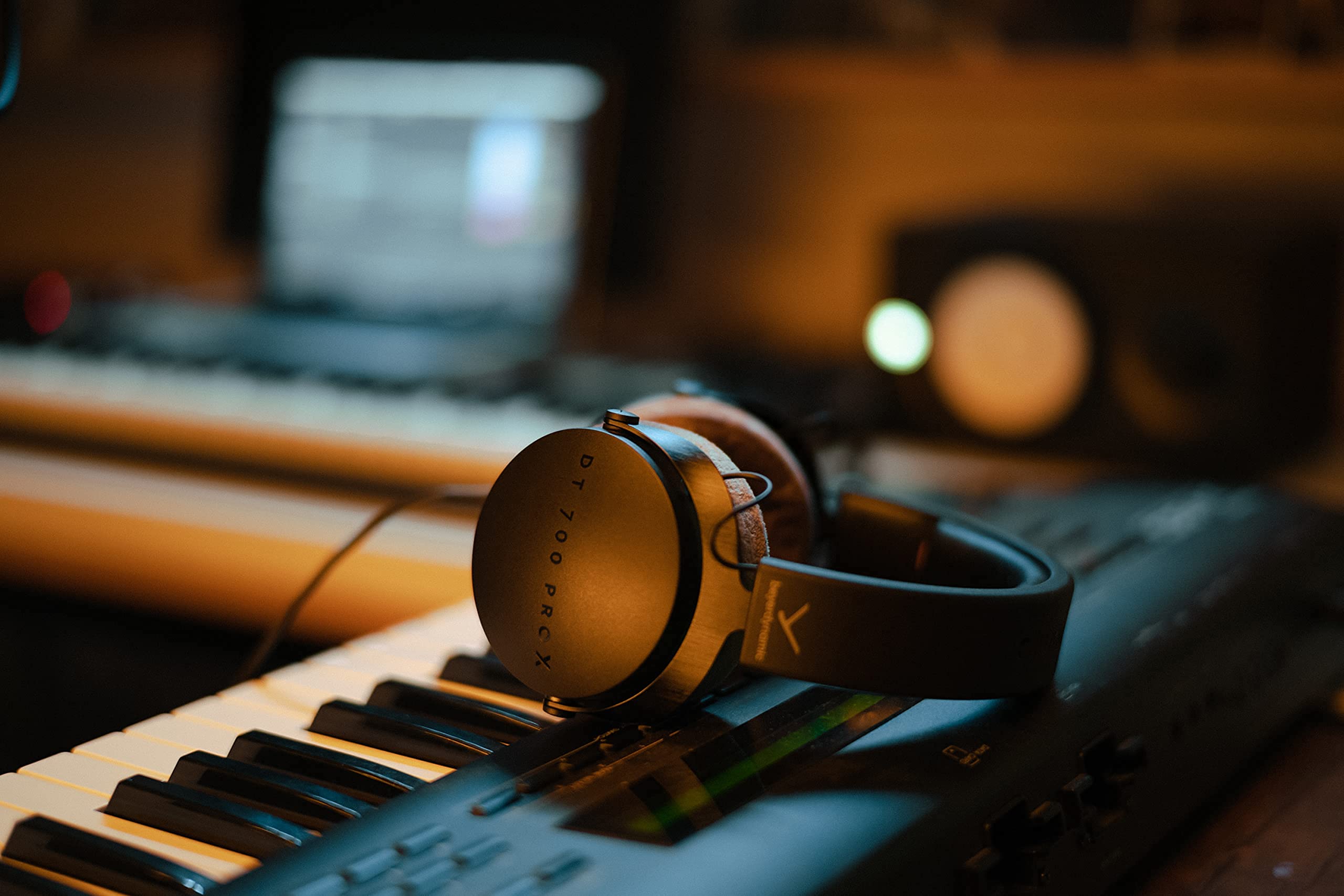 Amazon.co.jp: beyerdynamic DT 700 PRO X 密閉型スタジオヘッドホン