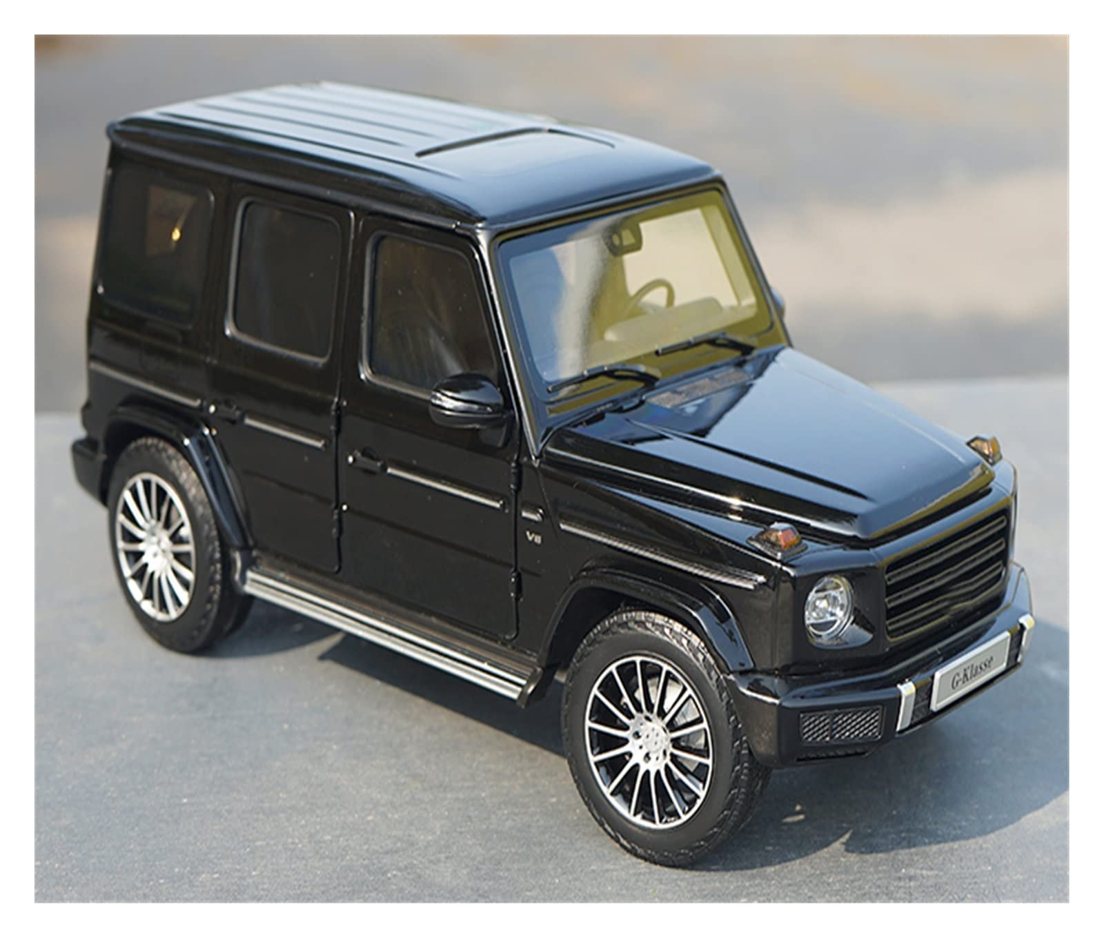 Amazon | 対象: 1:18 スケール メルセデスベンツ G クラス G500 GW463