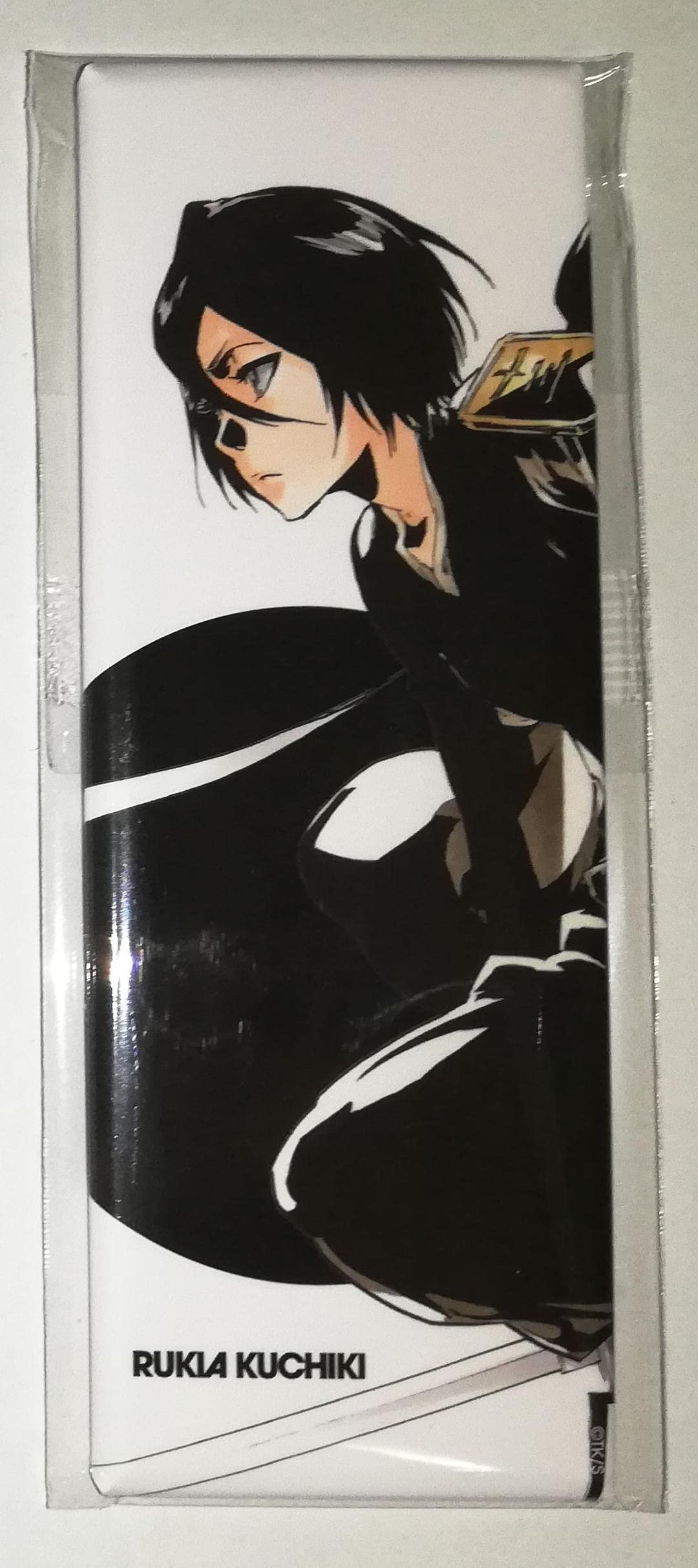 Amazon.co.jp: BLEACH ブリーチ 朽木ルキア 絵札缶バッジ ジャンプ