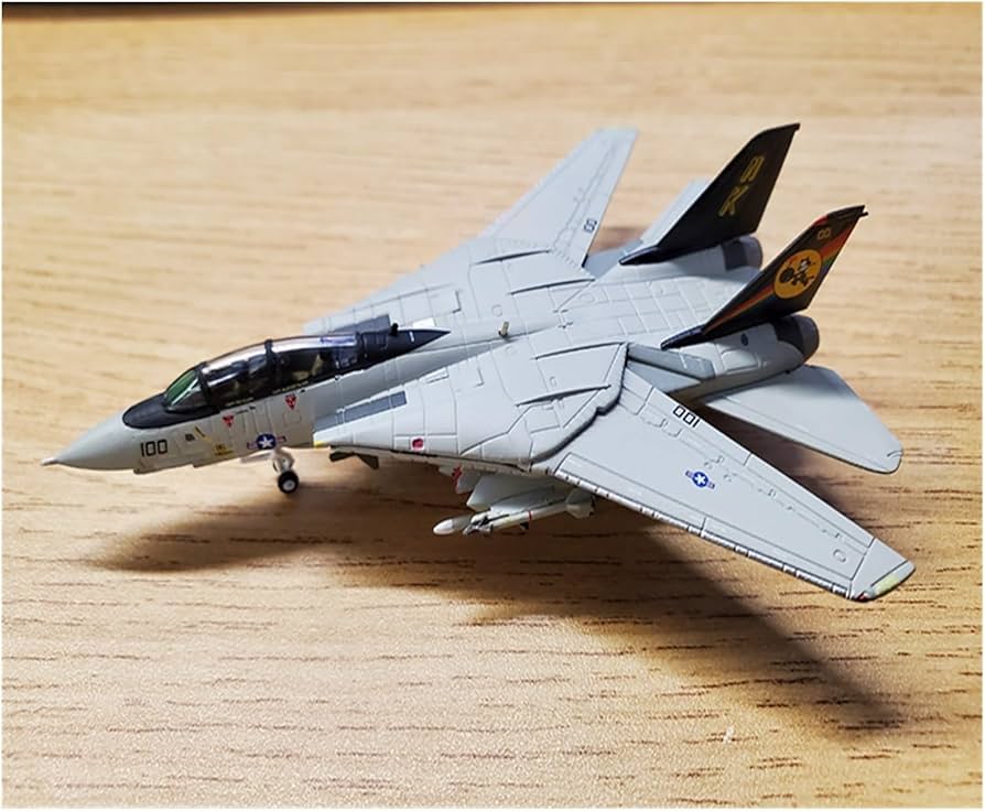 Amazon.co.jp: 1/200 スケール F14 F-14D 米海軍 VF-31 トムキャット