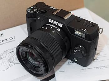Amazon.com : Pentax Q7 (Black) Zoom Lens Kit with 02 Standard Zoom