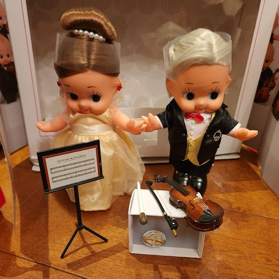 Amazon.co.jp: キューピー100周年記念 オーケストラキューピーセット