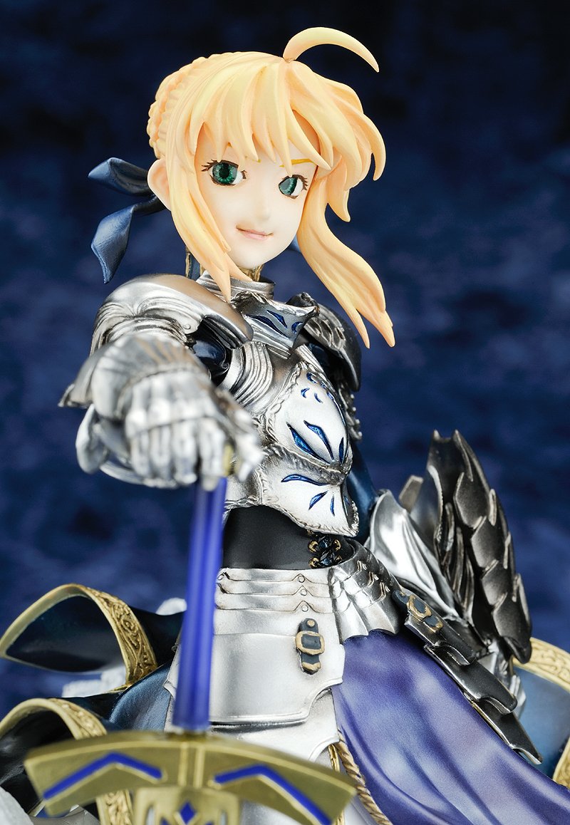 Amazon.com: Gift Fate/stay night: Saber PVC Figure (1:8 Scale
