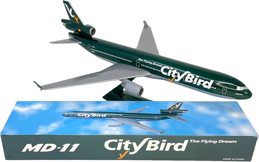 Amazon.co.jp: Flight Miniatures City Bird MD-11 1:200スケール