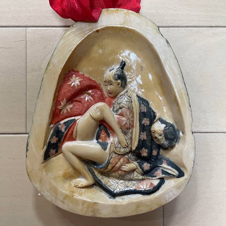 2498 骨董 裏春画 置物 彫刻 おたふく おかめ 裏絵 縁起物 お多福 お面