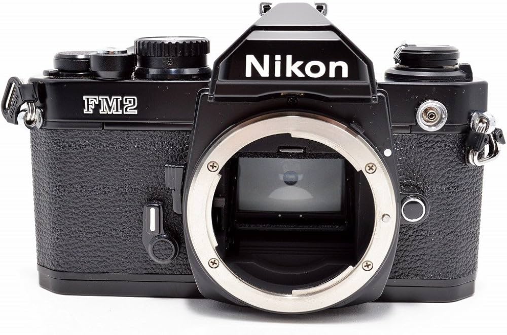 Nikon FM2カメラ & 望遠レンズ他セット Nikon FM2カメラ & 望遠レンズ