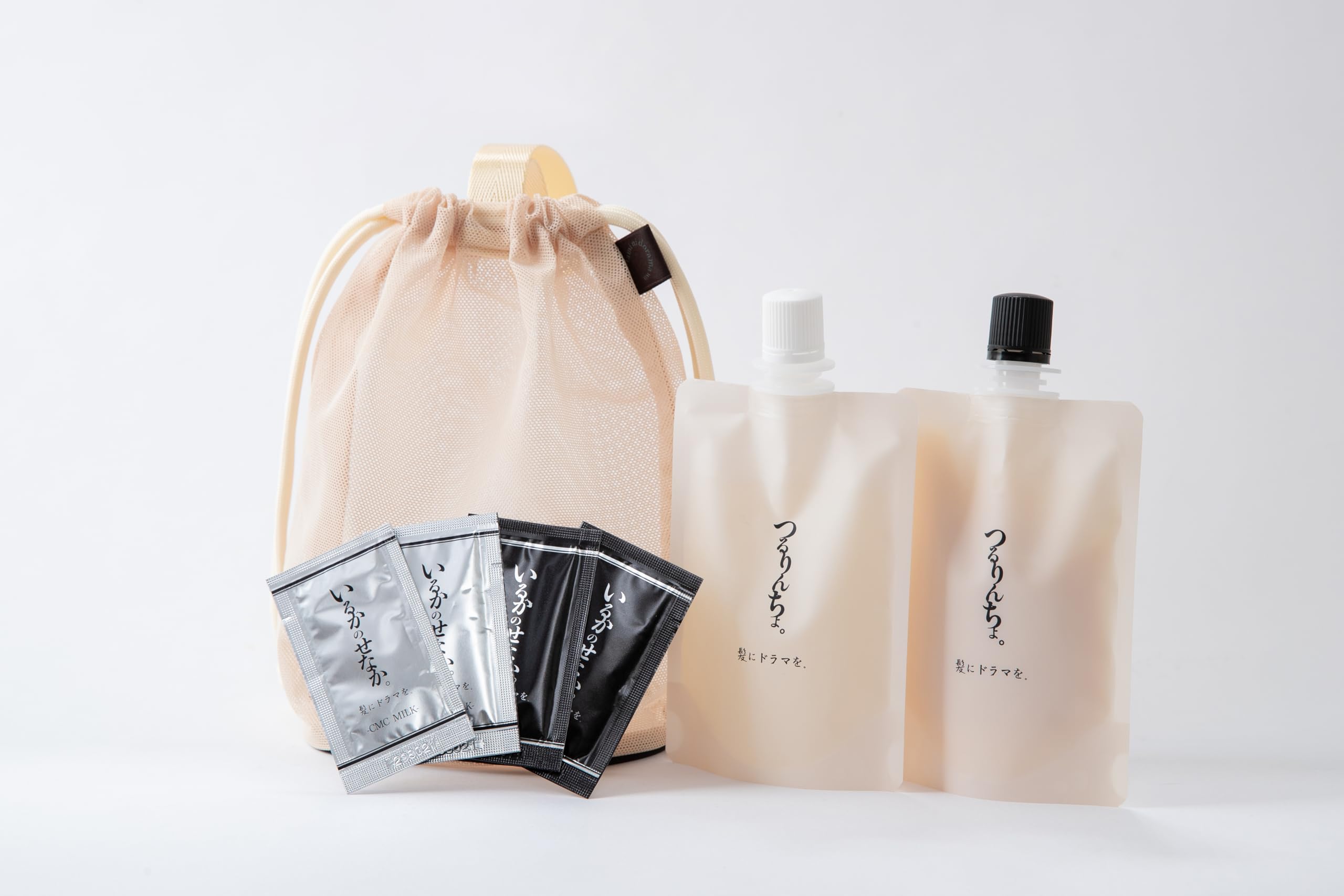 Amazon | 髪にドラマを つるりんちょ ＆ いるかのせなか【トラベル