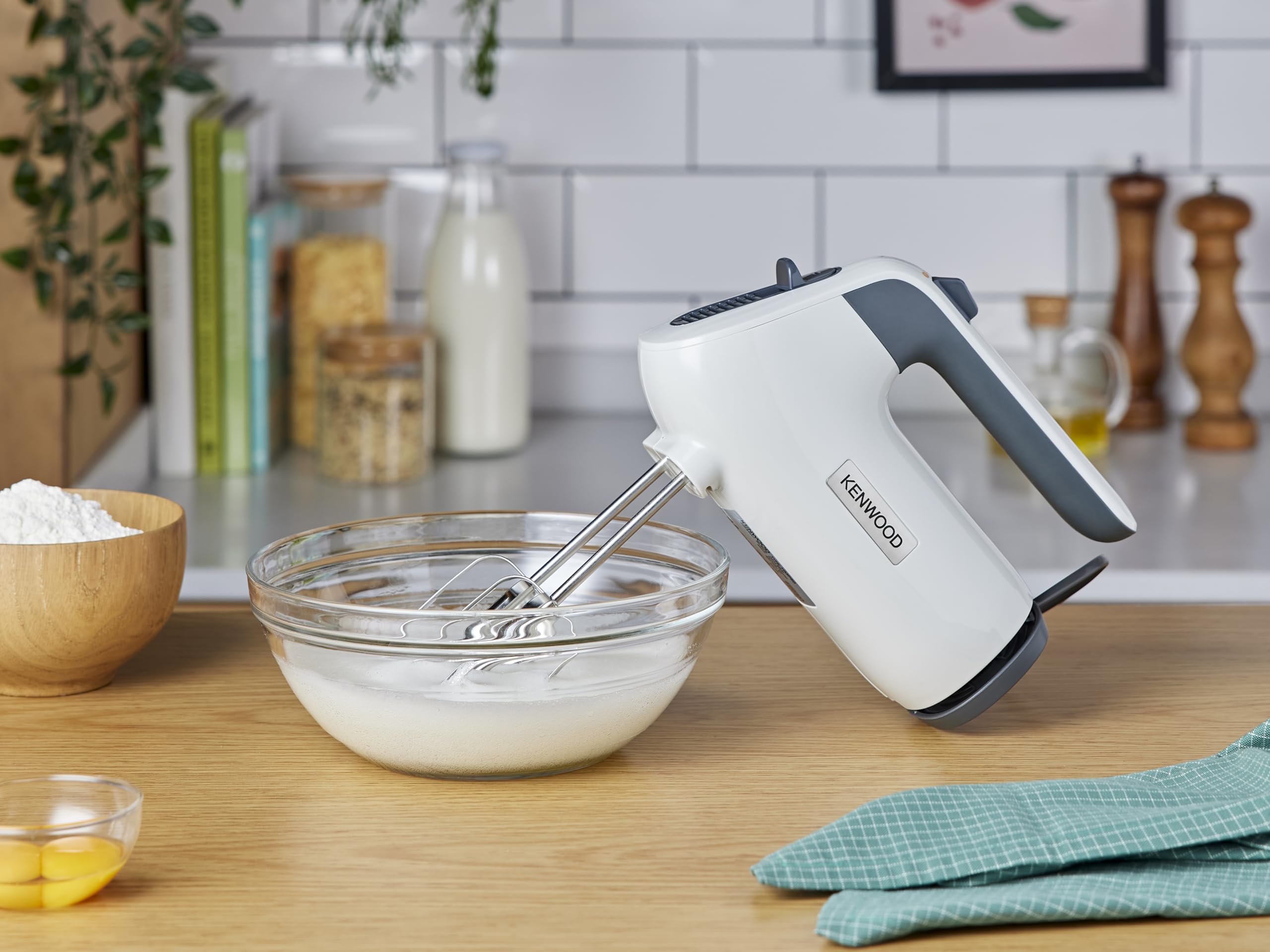 Amazon.com: Kenwood QuickMix+ HMP50.000WH Hand Mixer with Variable