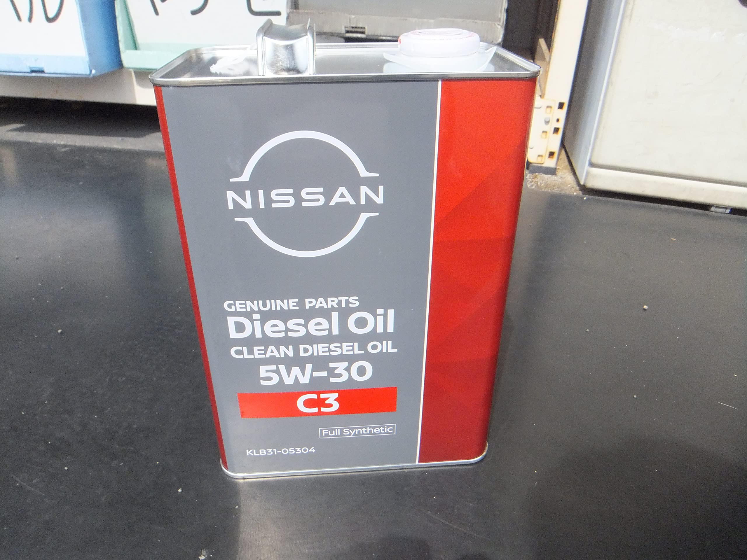 Amazon.co.jp: C3 クリーンディーゼルオイル 5W-30 ニッサン 4L : 車