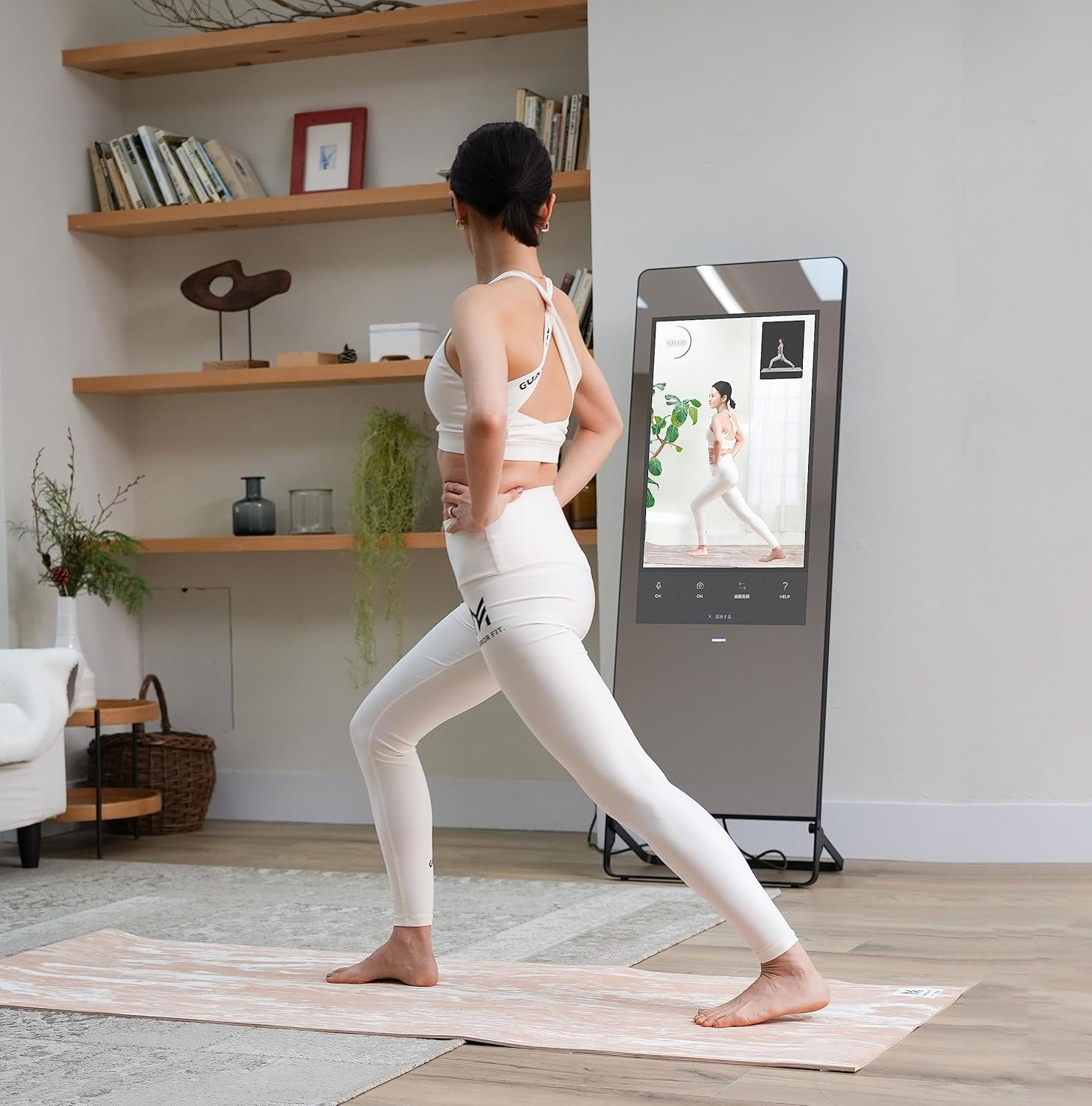 MIRROR FIT.｜自宅をスマートジムに変える革新的フィットネスミラー