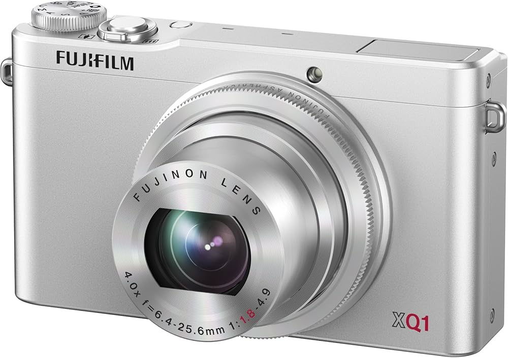 Amazon | FUJIFILM デジタルカメラ XQ1 シルバー F FX-XQ1S