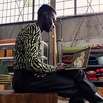 Amazon.com: Apple 2024 MacBook Air with Apple M3 Chip, 13-inch