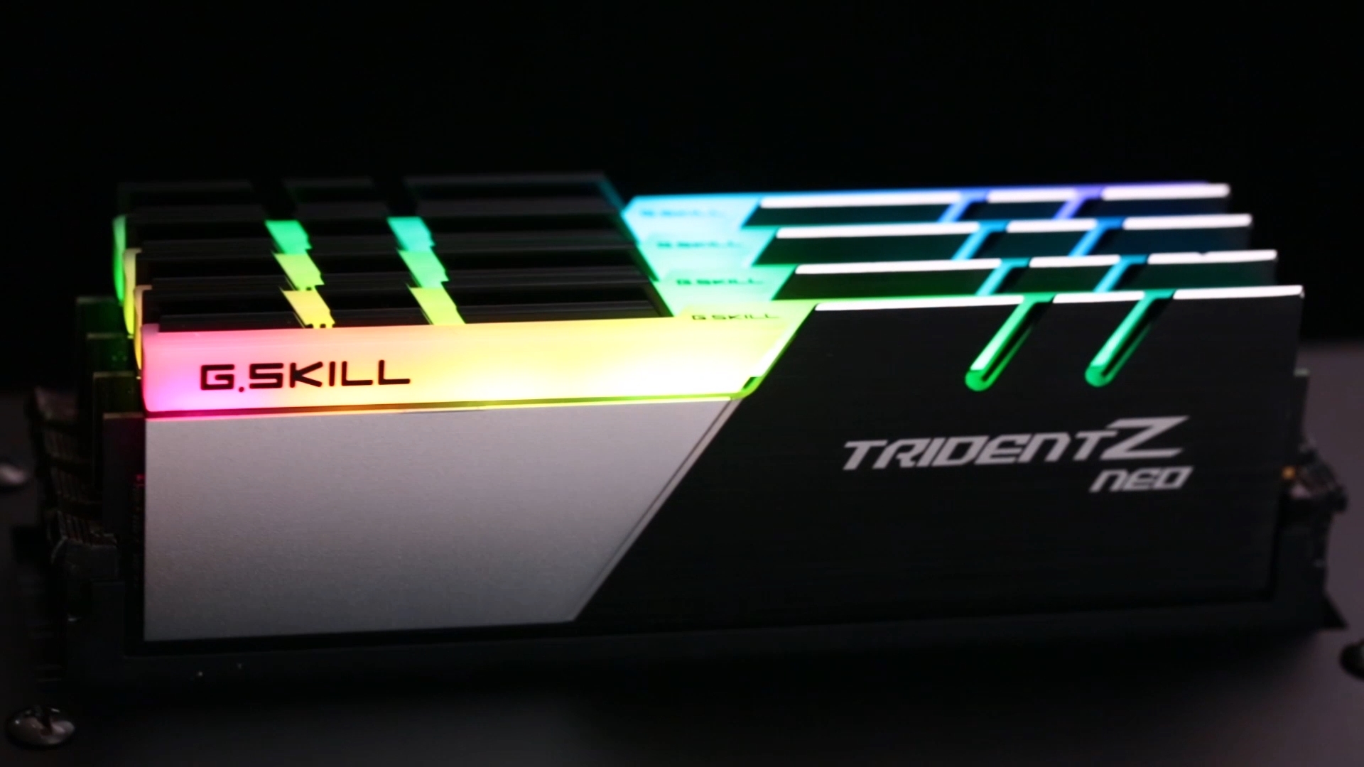 Amazon.com: G.SKILL Trident Z Neo 系列DDR4 RAM (XMP) 64GB (2x32GB