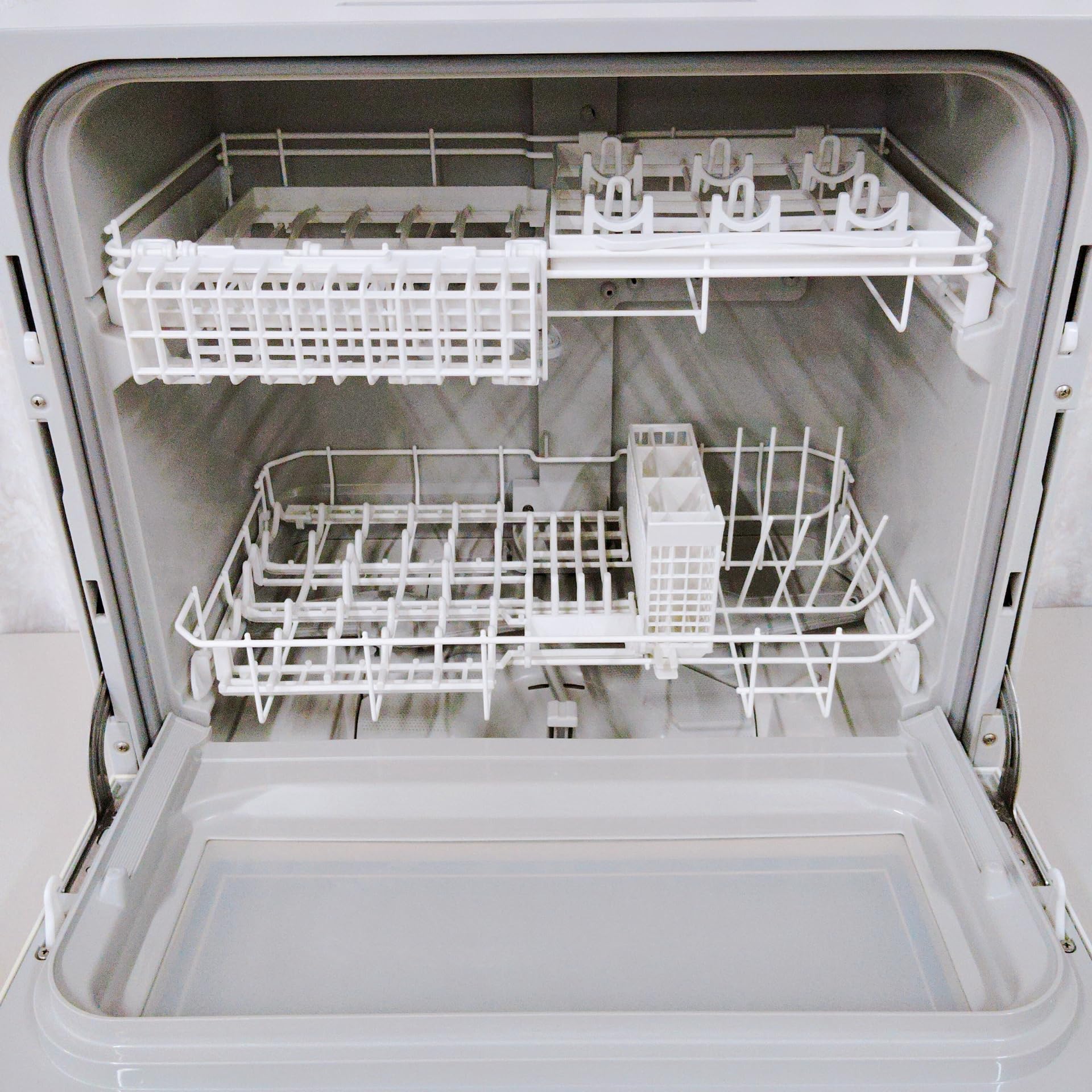 Amazon.co.jp: NP-TZ100-W(ホワイト) 食器洗い乾燥機 5人用 : ホーム