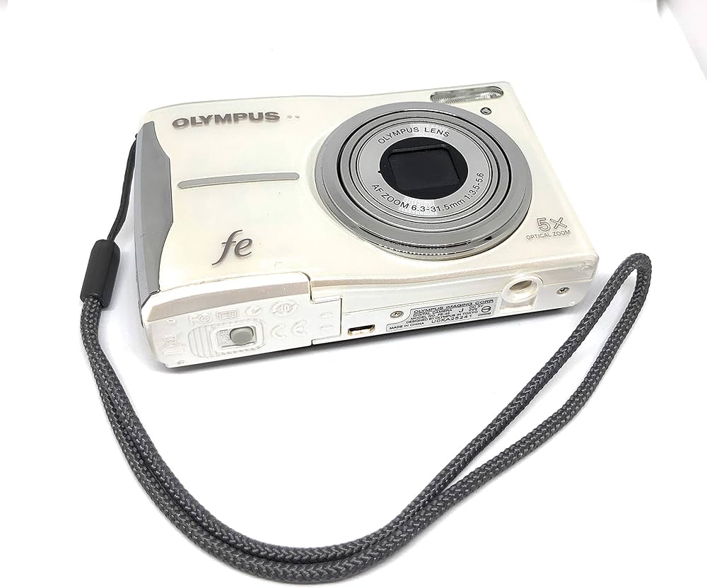 Amazon | OLYMPUS デジタルカメラ CAMEDIA FE-46 1200万画素 光学5倍