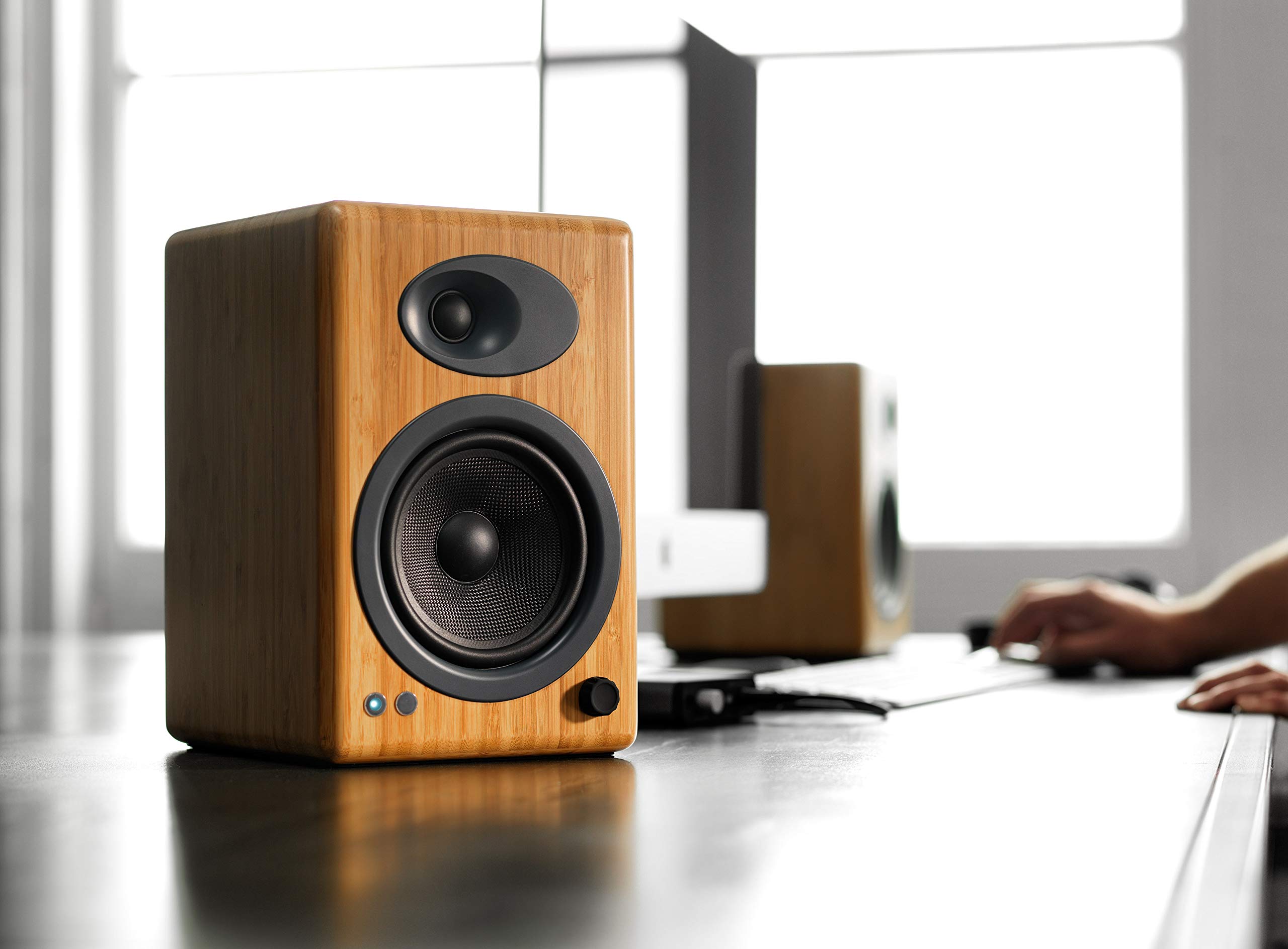 Amazon.co.jp: Audioengine Audio Engine A5+ Powered Speaker (Bamboo