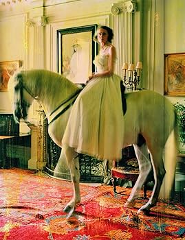 Amazon | Tim Walker Pictures | Walker, Tim, Muir, Robin