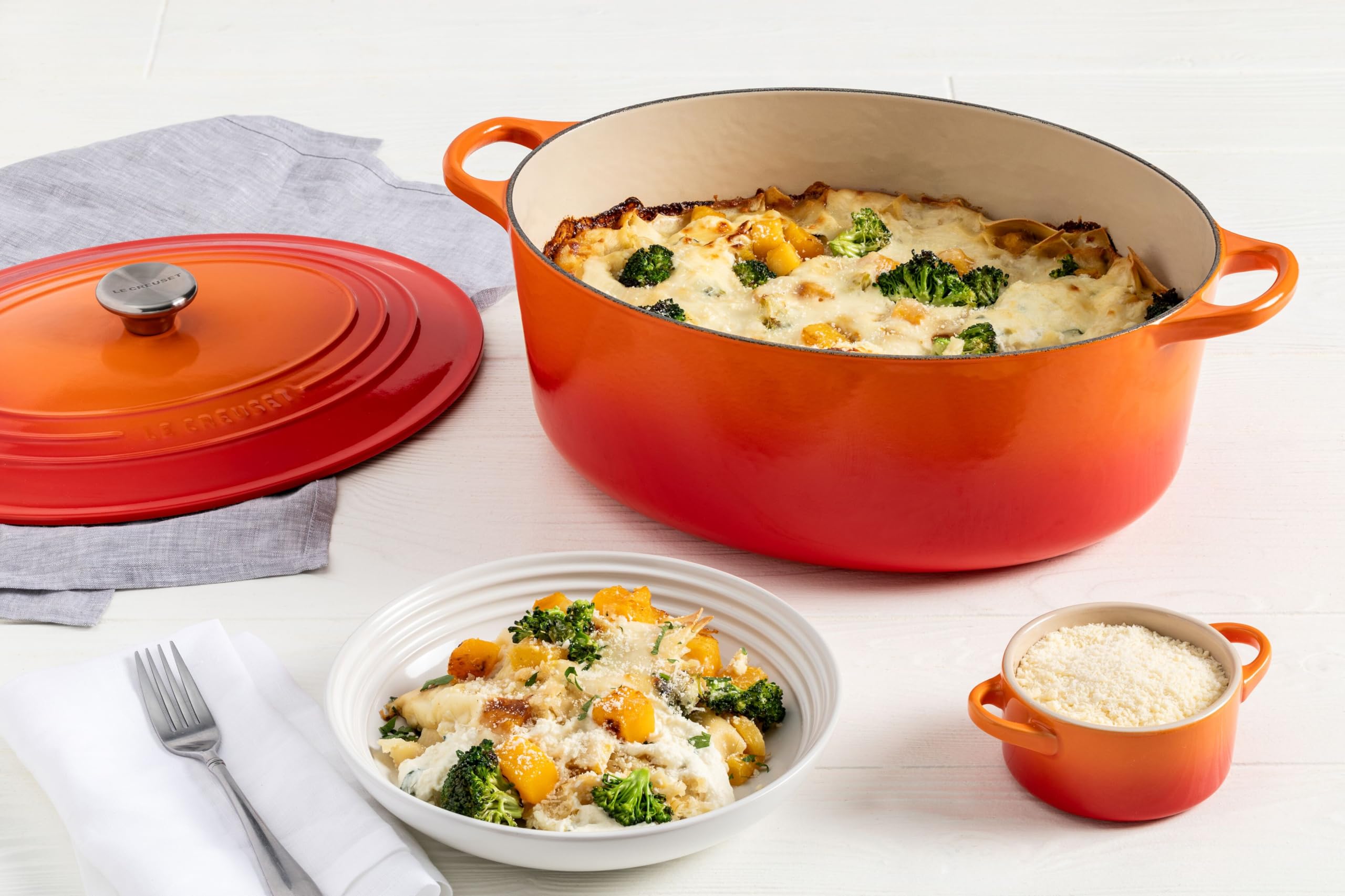 Amazon.com | Le Creuset Stoneware Set of 4 Pasta Bowls, 8.5