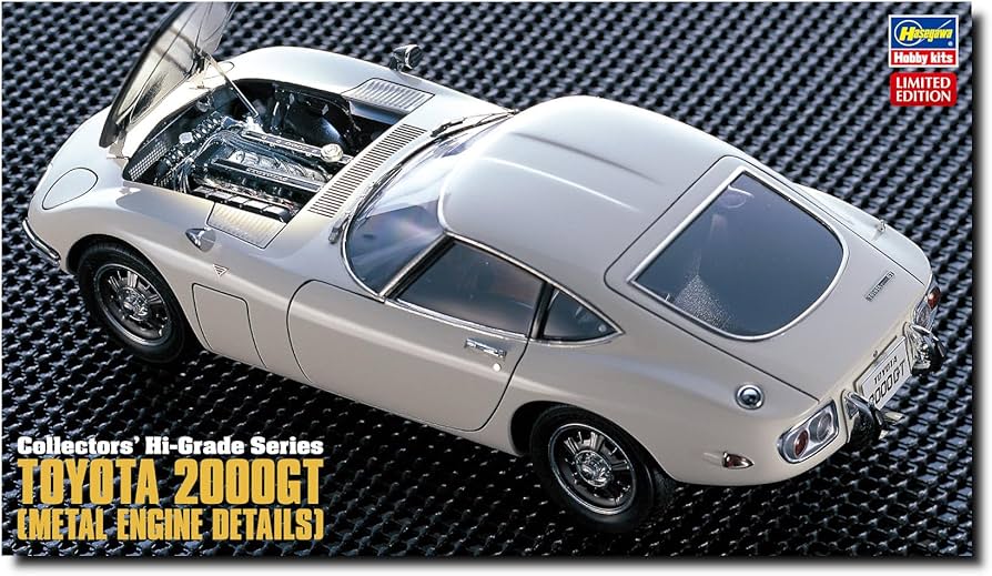 Amazon.com: Hasegawa 1/24 Toyota 2000GT with Metal Engine Details