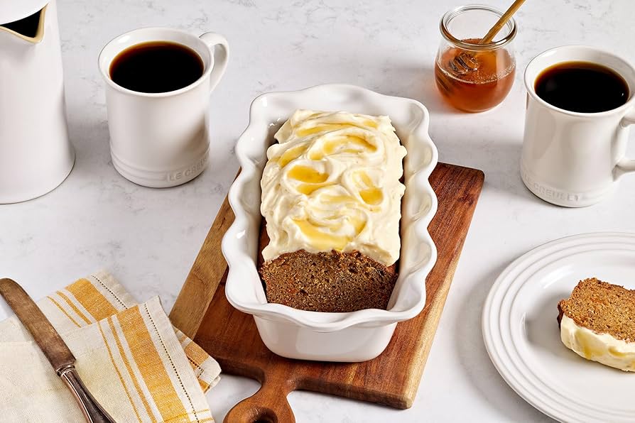 Amazon.com: Le Creuset Stoneware Heritage Fluted Loaf Pan, 9