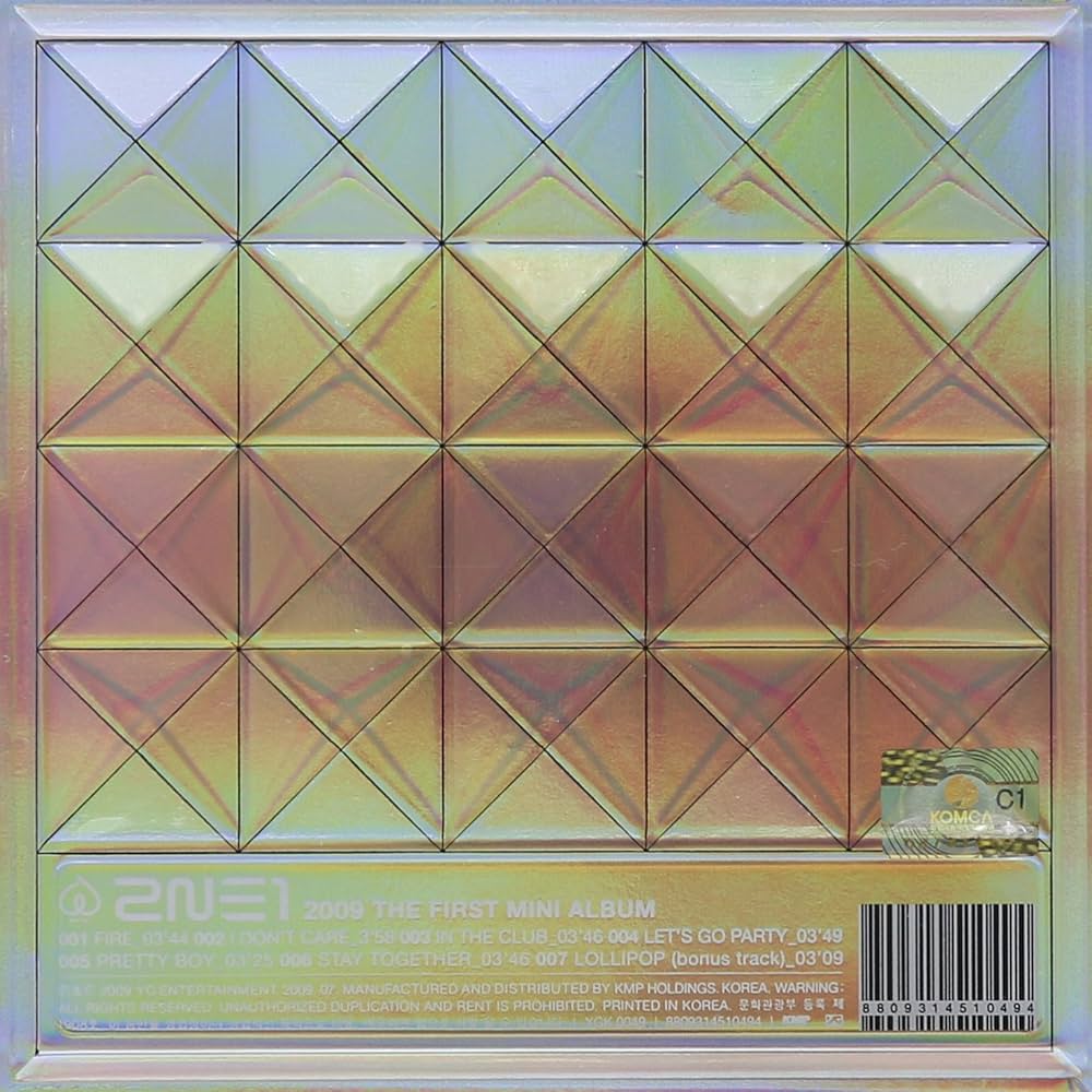 Amazon.co.jp: 2NE1 1st Mini Album - 2NE1(韓国盤): ミュージック