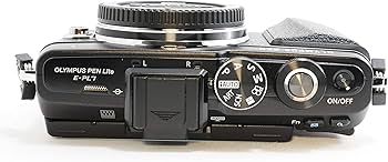 Amazon | OLYMPUS ミラーレス一眼 PEN E-PL7 ボディ ブラック PEN E