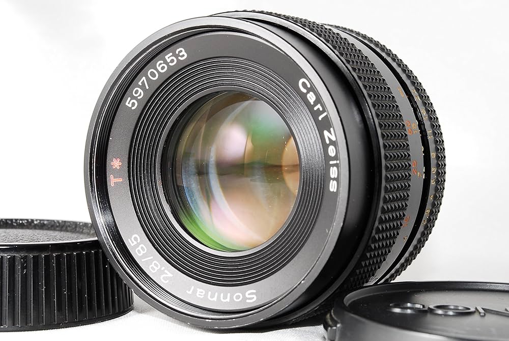 Amazon | CONTAX Carl Zeiss SonnarT* 85mm F2.8 | クローズアップ