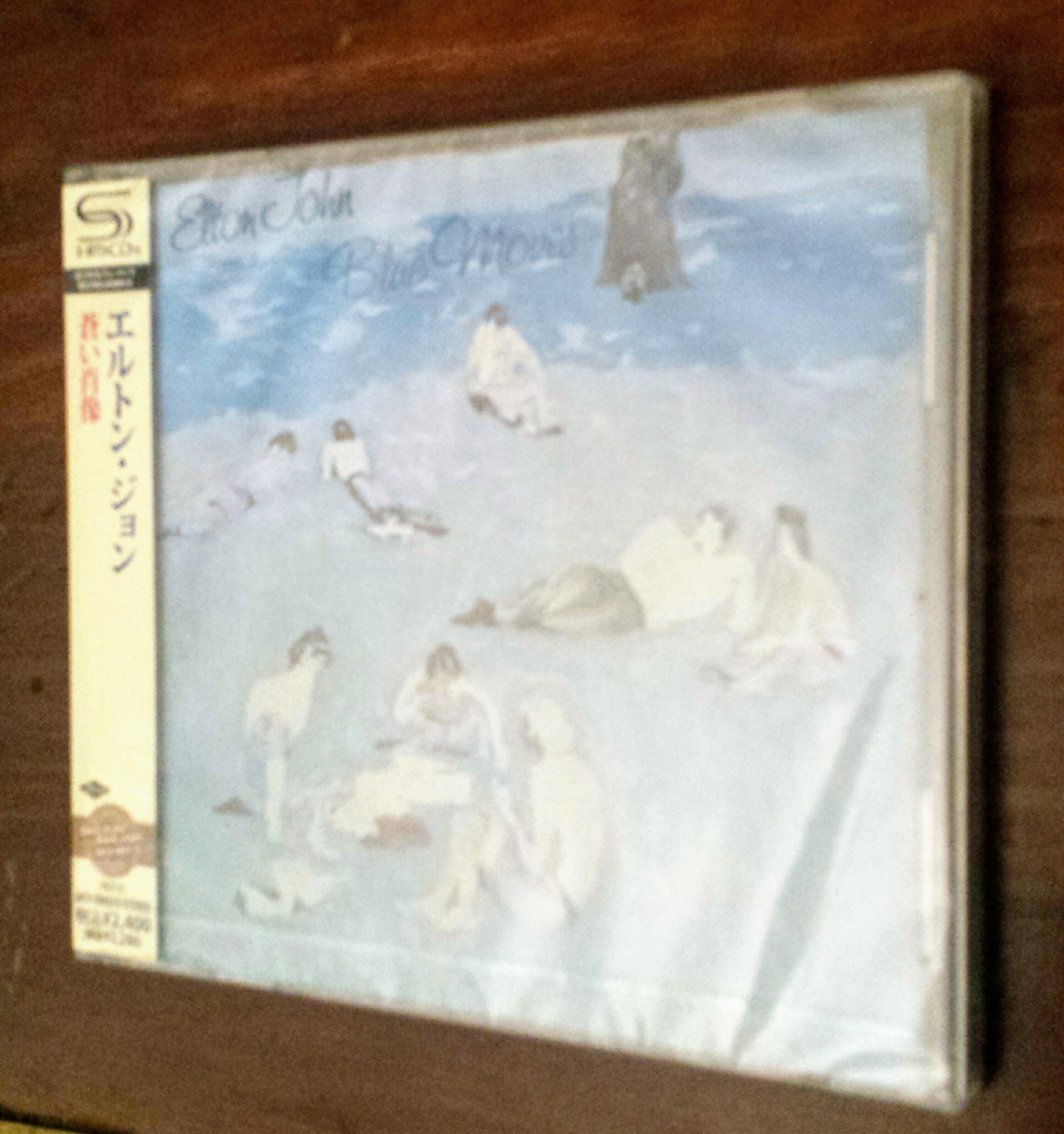 Amazon.co.jp: 蒼い肖像 - エルトン・ジョン: ミュージック