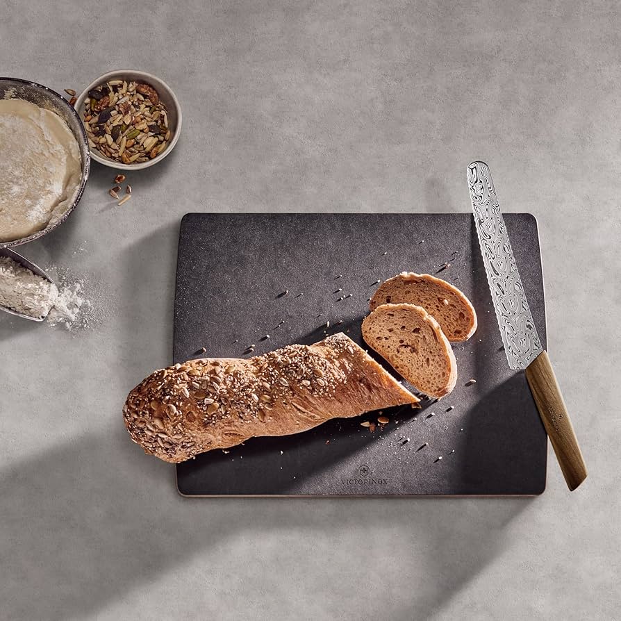 Amazon｜VICTORINOX ビクトリノックス ブレッド＆ペイストリーナイフ