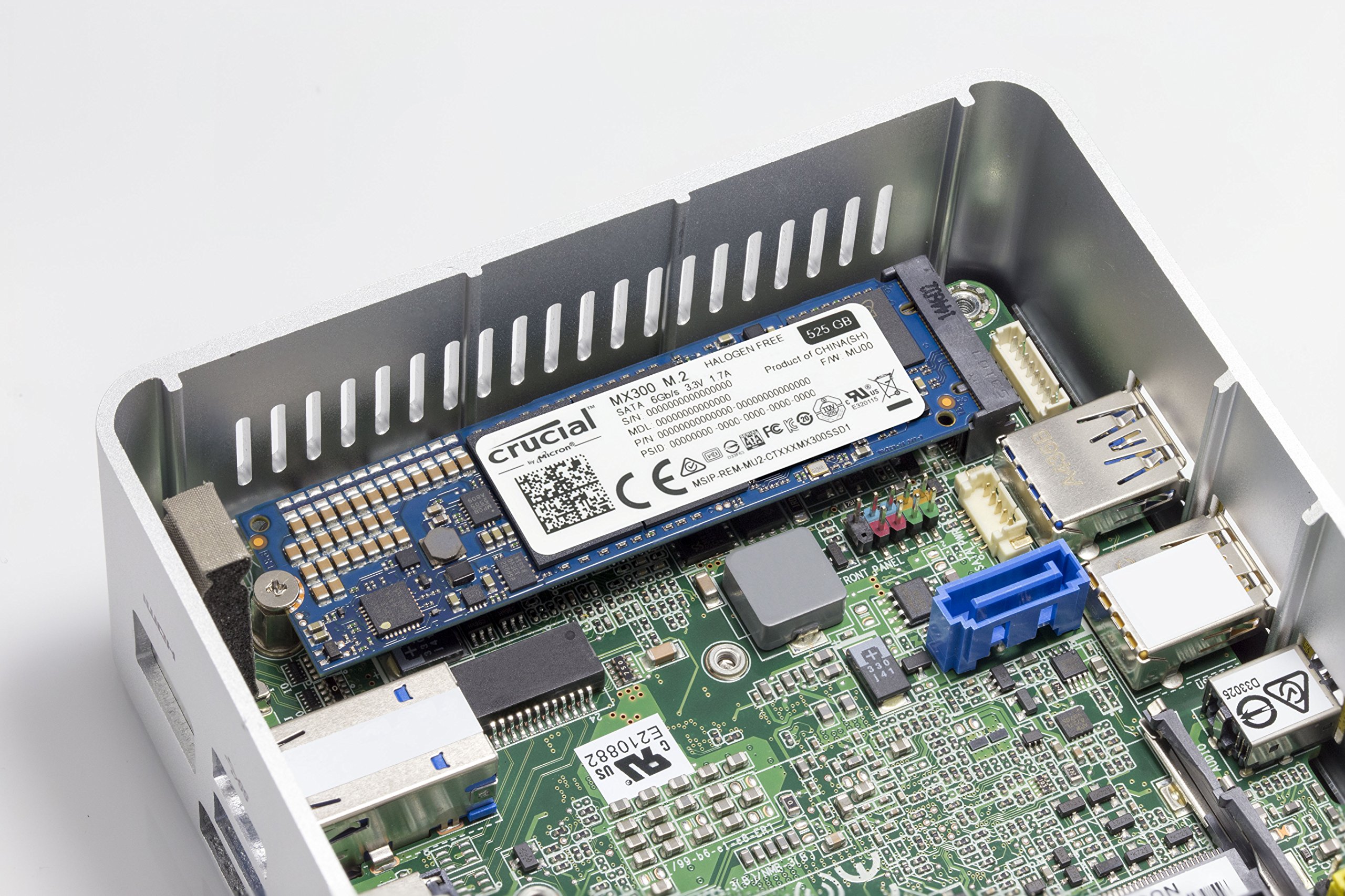 Amazon | Crucial [Micron製] 内蔵SSD MX300 525GB (3D TLC NAND/M.2