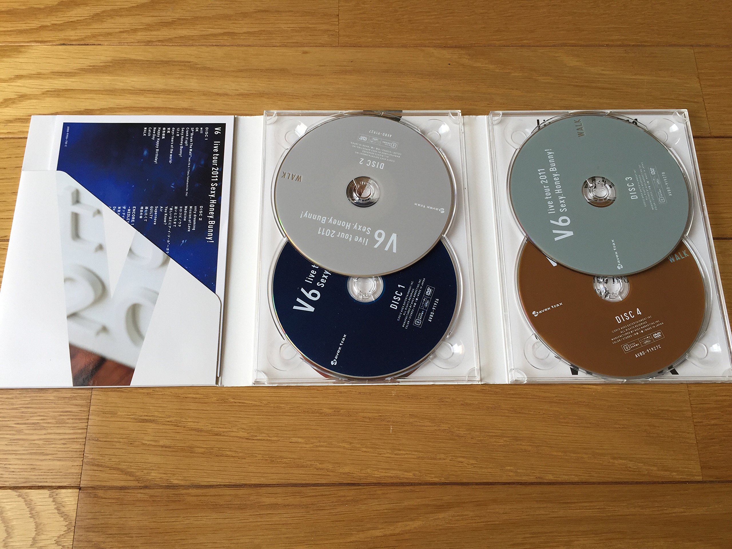 Amazon.co.jp: V6 live tour 2011 Sexy.Honey.Bunny!(WALK盤)(初回生産