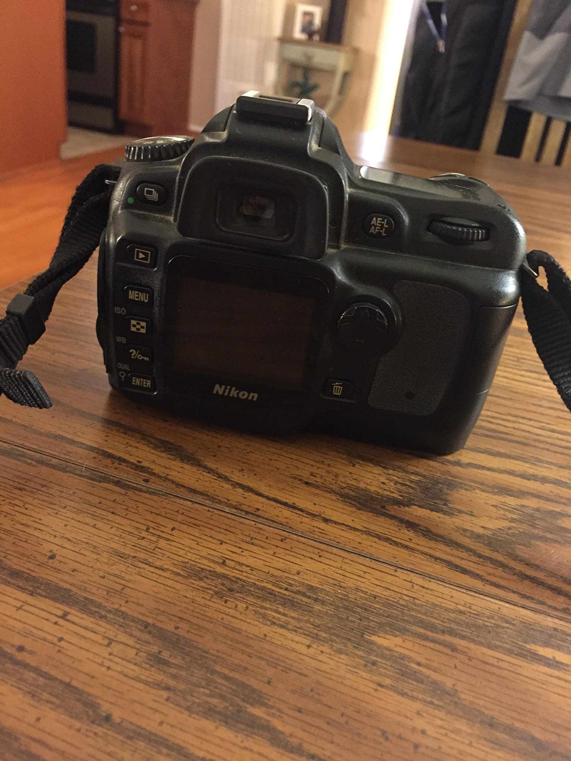 Amazon.com : Nikon D50 6.1MP Digital SLR Camera with 28-80mm f3.3