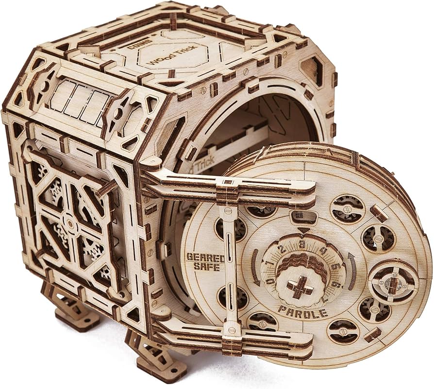 Amazon.co.jp: Wood Trick Gear Safe Safe Safe with Dial Key 3D Wood