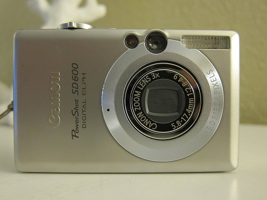Amazon.com : Canon PowerShot SD600 6MP Digital Elph Camera with 3x