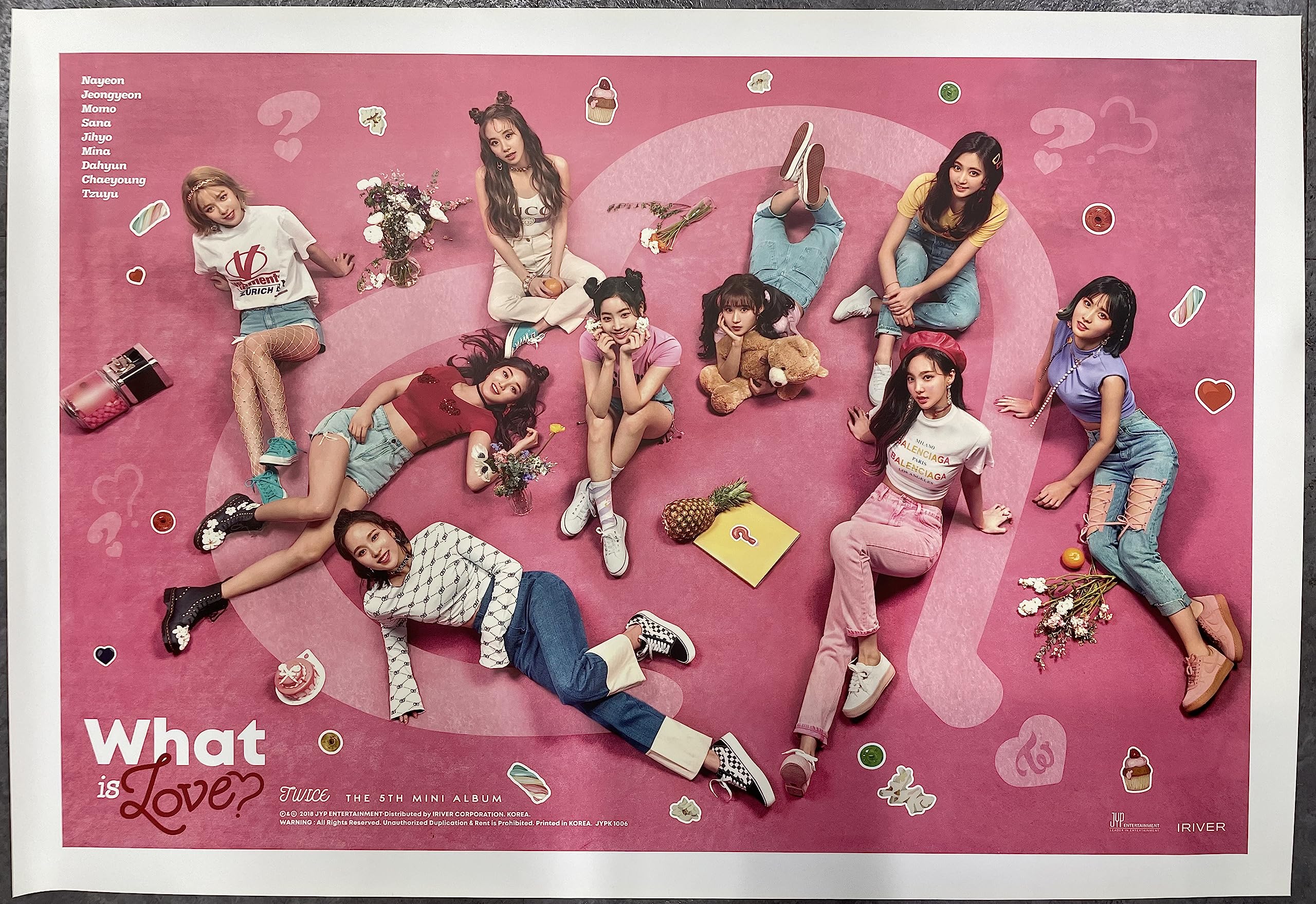 Amazon.com: TWICE - What is love ? 5th mini Album Official