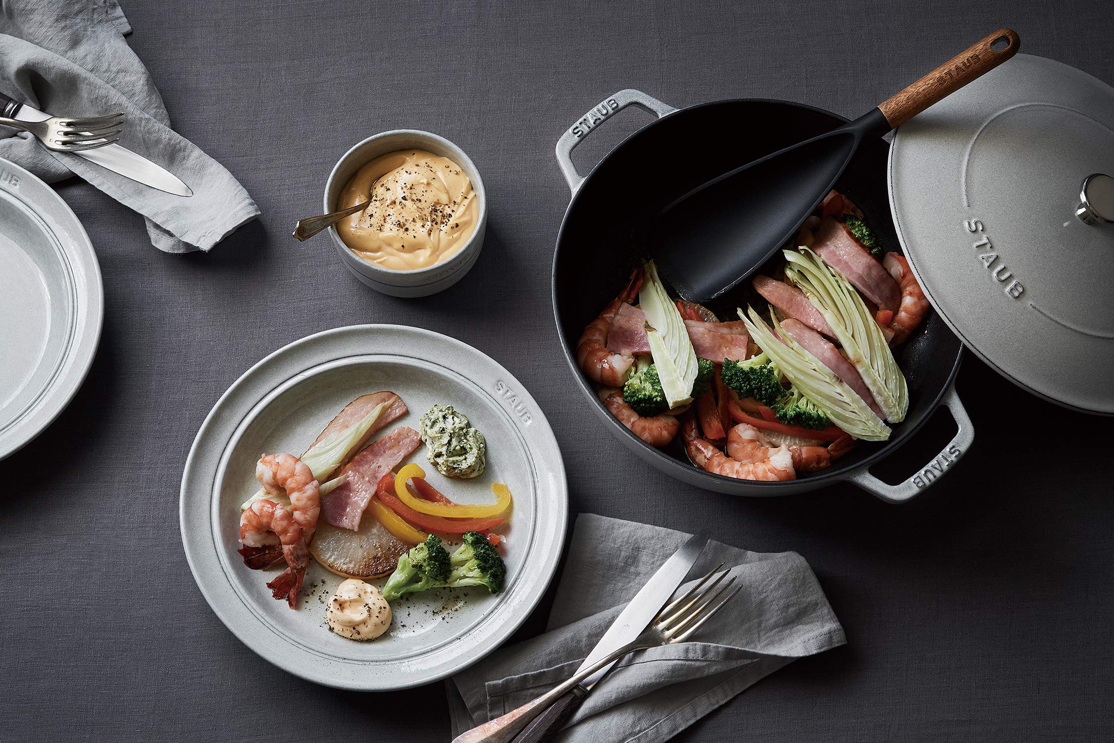 Amazon.co.jp: staub ストウブ 「 ブレイザー ソテーパン カンパーニュ