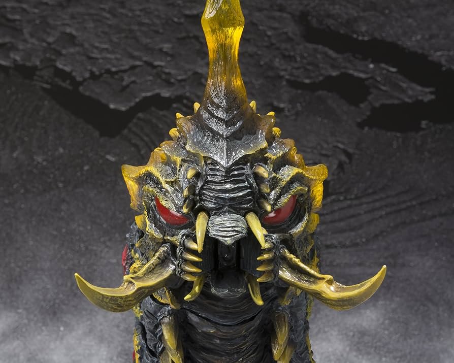 Amazon.co.jp: S.H.モンスターアーツ モスラ（幼虫）＆バトラ（幼虫