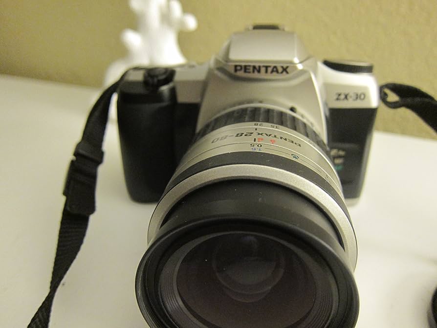 Amazon.com : Pentax ZX-30 Quartz Date 35mm SLR Camera Kit with 35