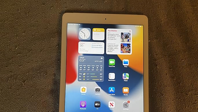 Amazon.com : Apple iPad Air 2, 64GB, 4G + Wi-Fi - Gold (Renewed