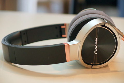 Pioneer SE-MHR5のイヤーパッドを修理する場合：スーパーストレッチ