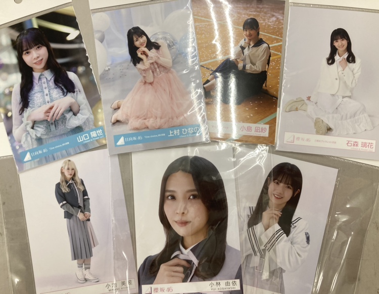 坂道シリーズアイドルグッズ販売始めました！！ / リサイクルショップ