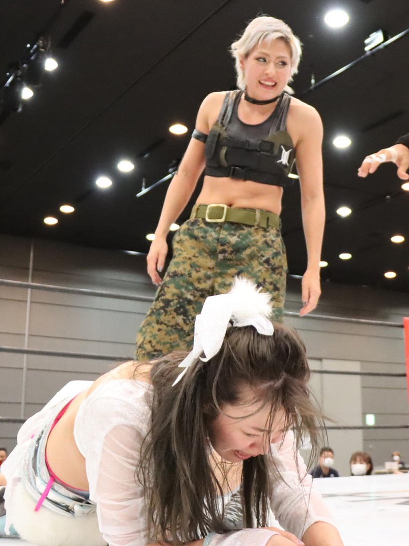 ジュリアが恐怖の間合いで完勝 桜井まい「自分が弱すぎて」号泣 スター