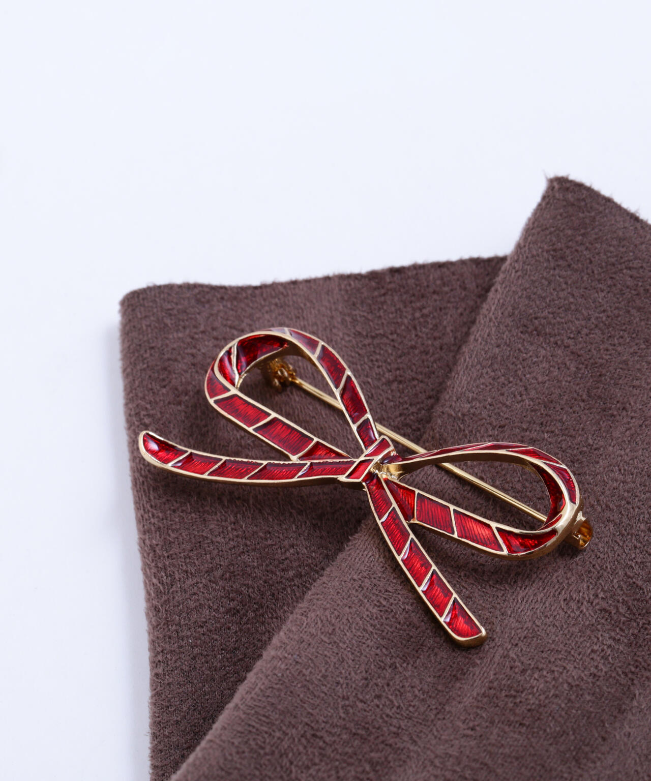 レジメンタイリボンブローチ | NATURAL BEAUTY BASIC（ナチュラル