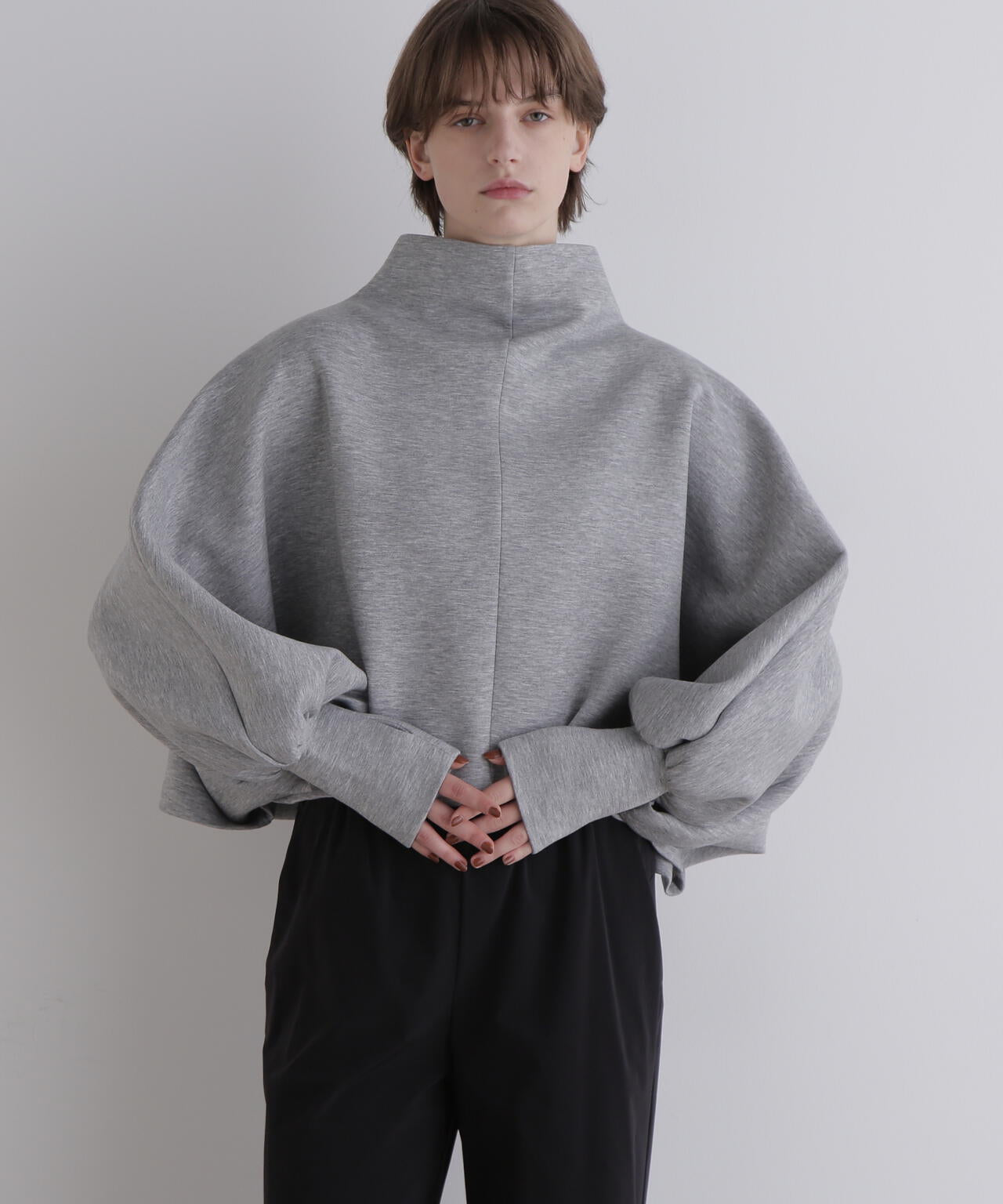 LE PHIL SPORTS》ライトダンボールショート丈プルオーバー | LE PHIL