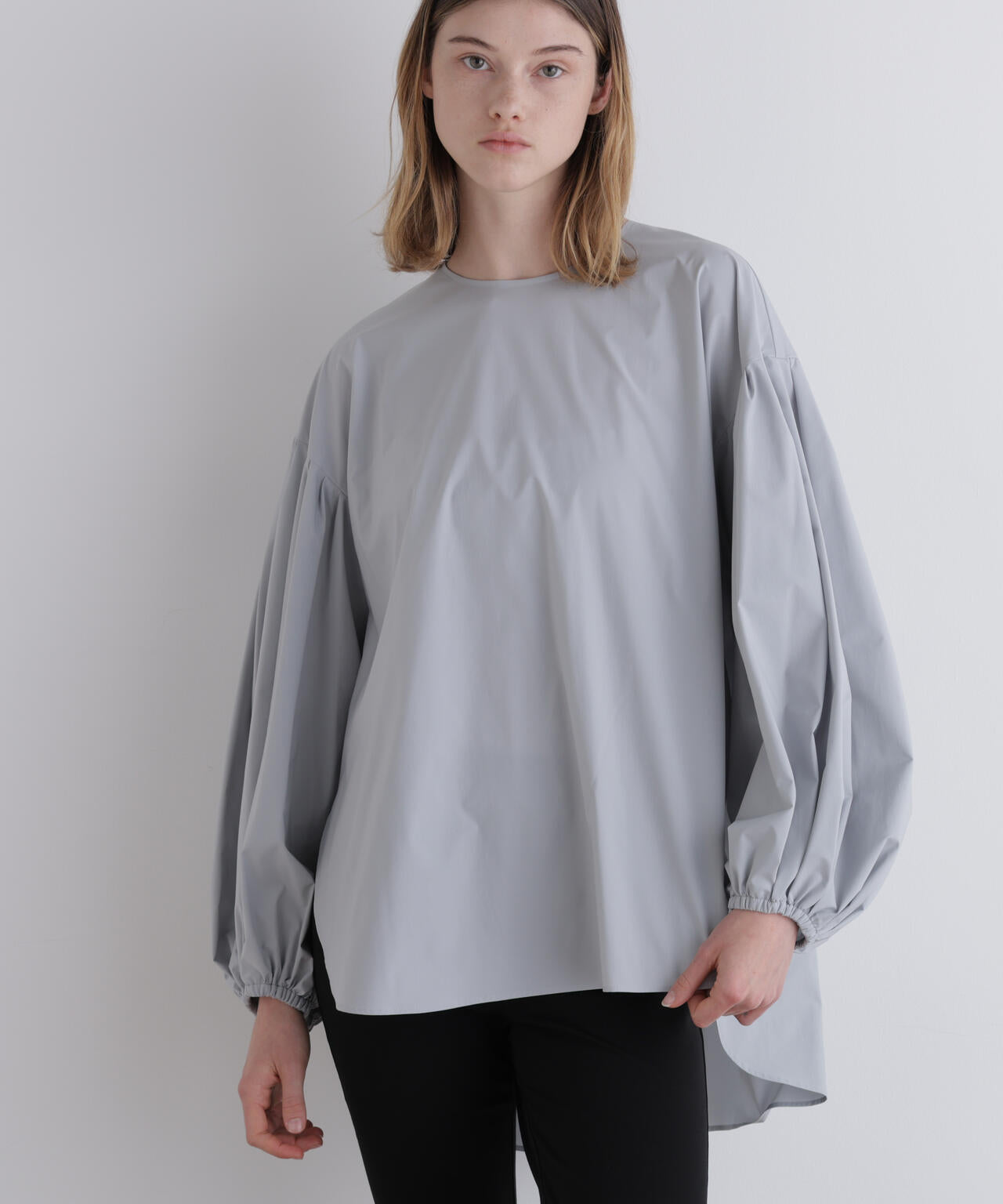 SOLOTEXギャザーブラウス | LE PHIL（ル フィル） ｜【公式】通販mix