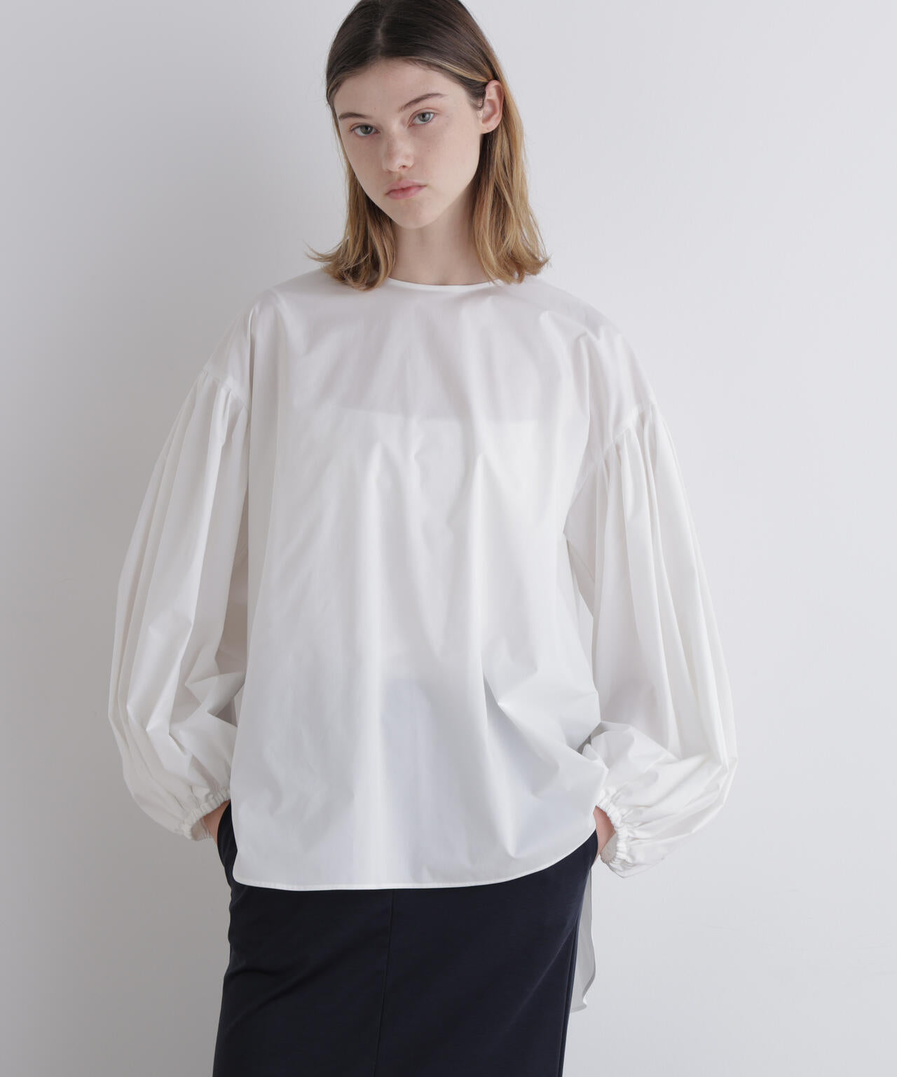 SOLOTEXギャザーブラウス | LE PHIL（ル フィル） ｜【公式】通販mix