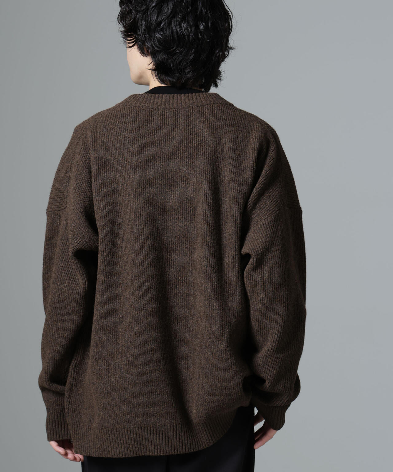 WEB限定/Vネックオーバーサイズニット | NANO universe（ナノ