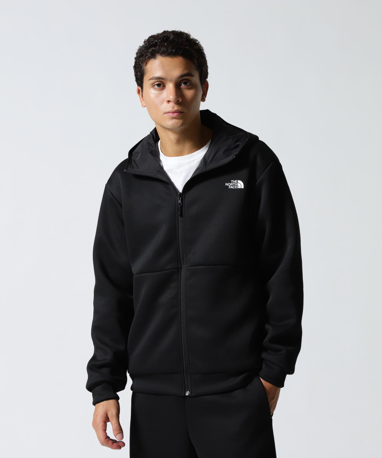 THE NORTH FACE (ザ・ノース・フェイス）reversible Teck Hoodie | B