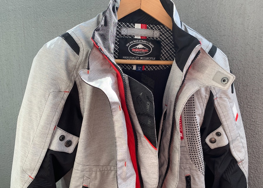 クシタニ アクアジャケット｜完全防水でレインウェアいらず！最強の