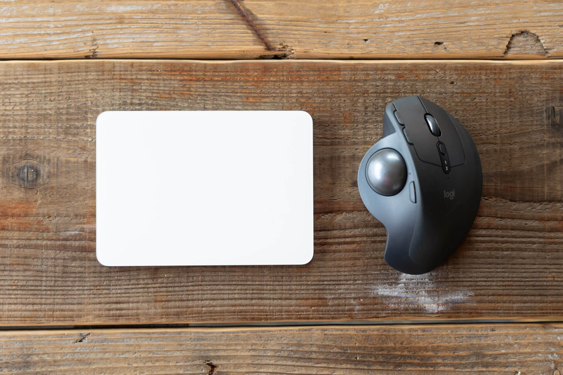 MacBook使いの僕が、トラックボールではなくMagic Trackpadを使う理由